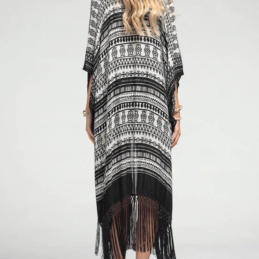 Dainty Black White Kimono Coverup With Delicate Tassel Fringe - Picture 4 of 6